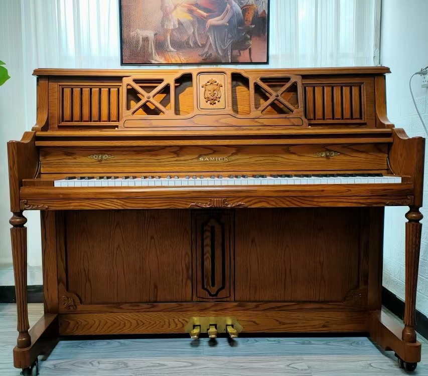 初学琴者应该用低端钢琴？